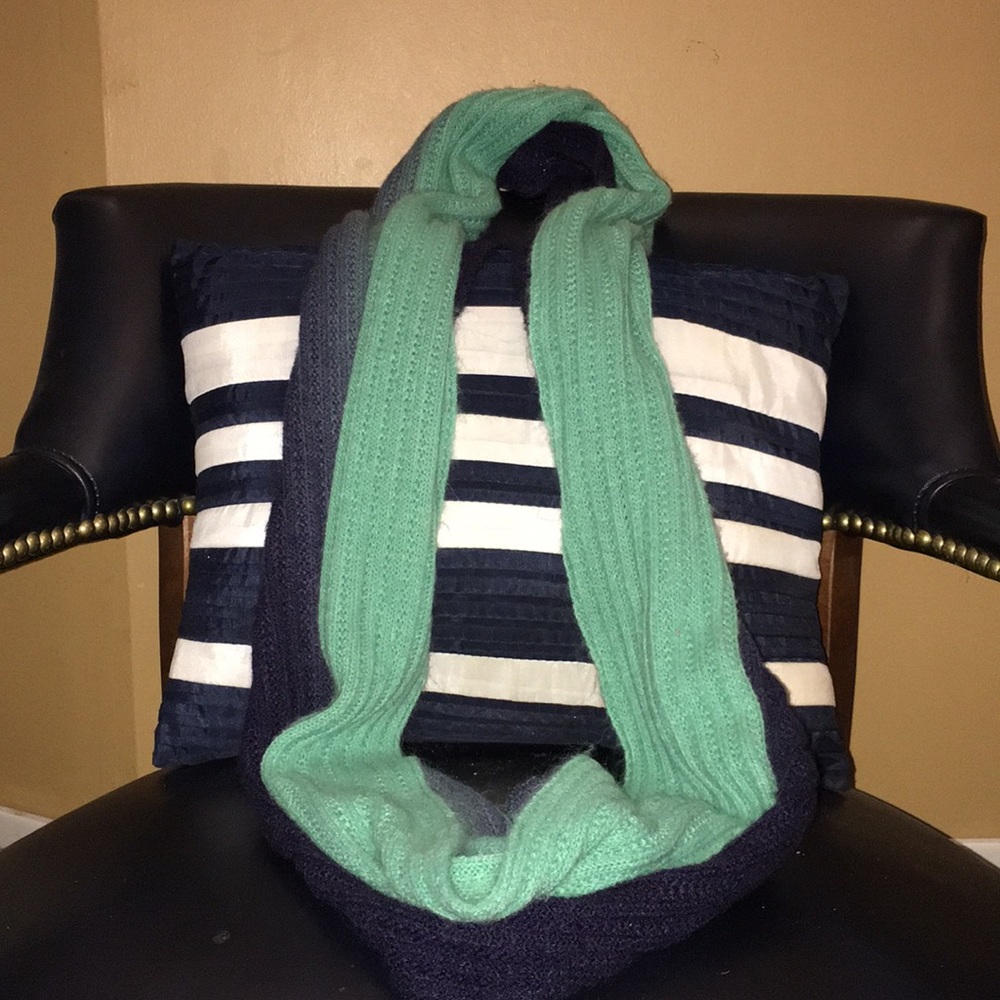 Ladies scarf